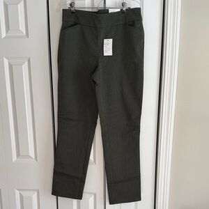 NWT-Women’s Croft & Barrow Olive Green Trousers